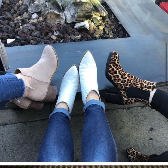 Marc Fisher Croco Emboss Leather Ankle Boot - Picture 4 of 11